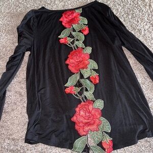 Altar’d state medium women’s blouse black rose detail